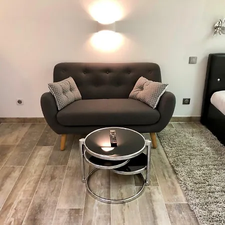 Little Plaza Apartamento