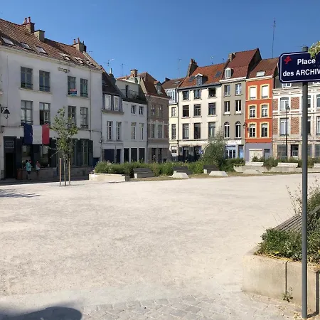 Little Plaza Appartement