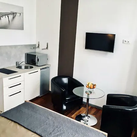 Little Plaza Appartement