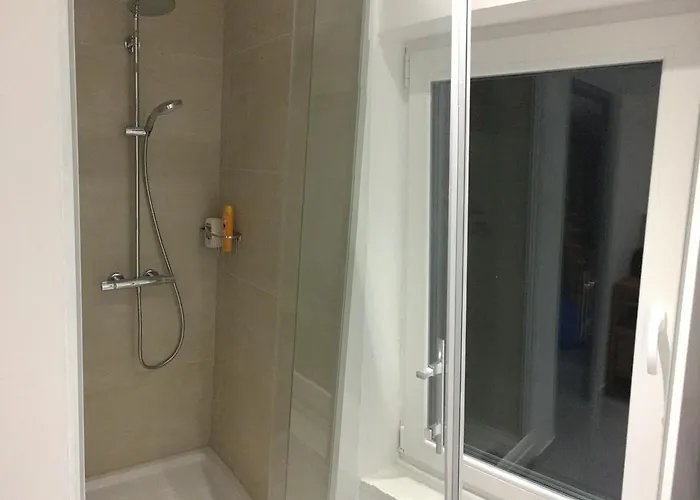 Little Plaza Appartement *