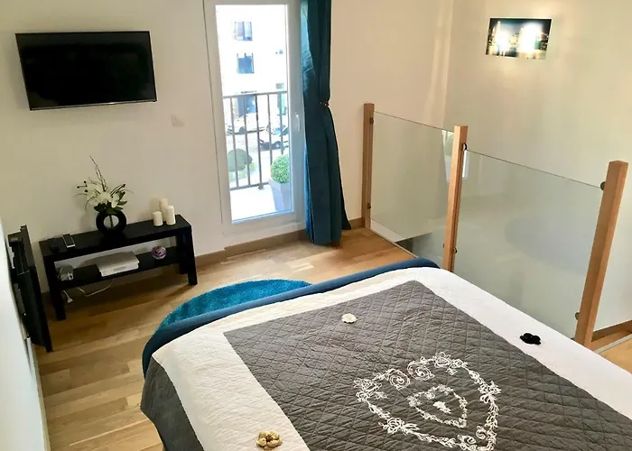 Little Plaza * Lille